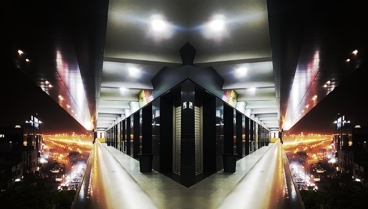 #mirror