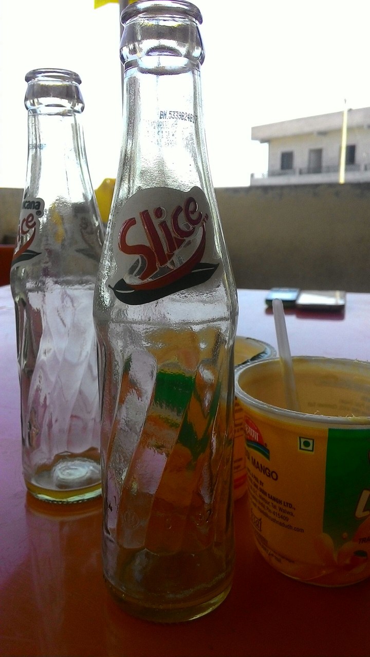 Glass bottle