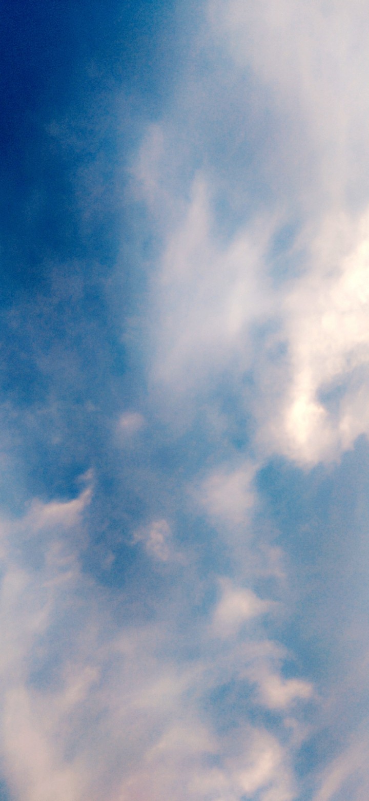 Lovely Sky-Blues