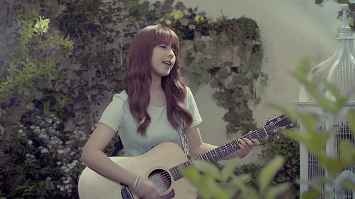 Juniel illa illa music video