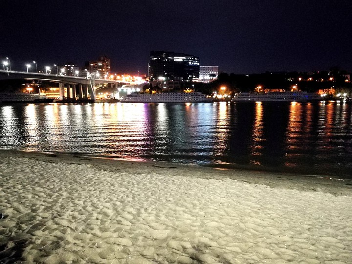 Night left coast