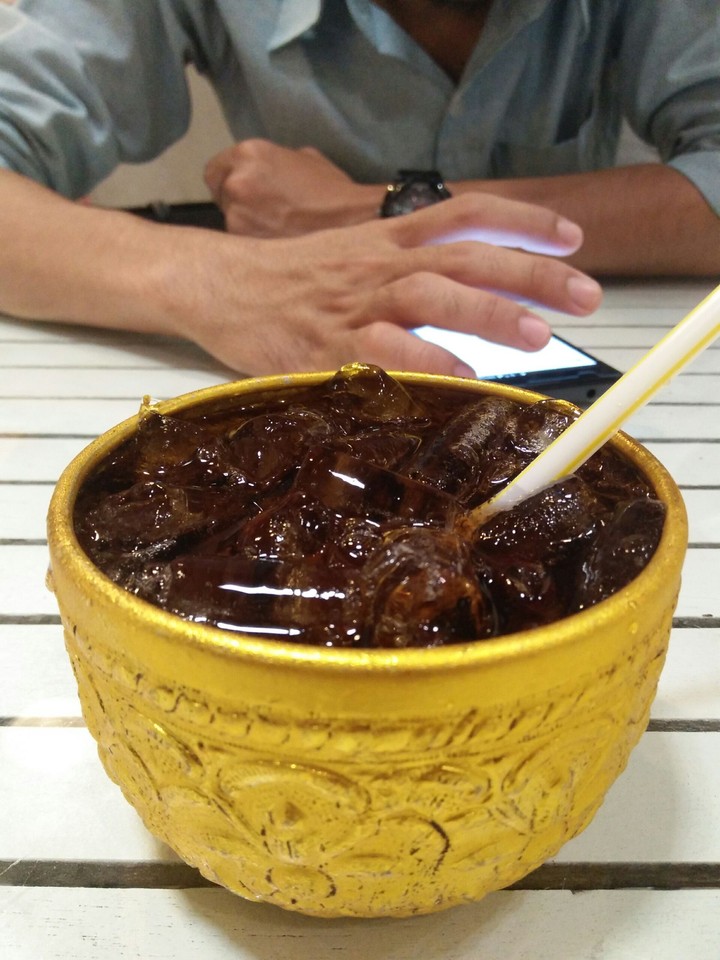 Cola