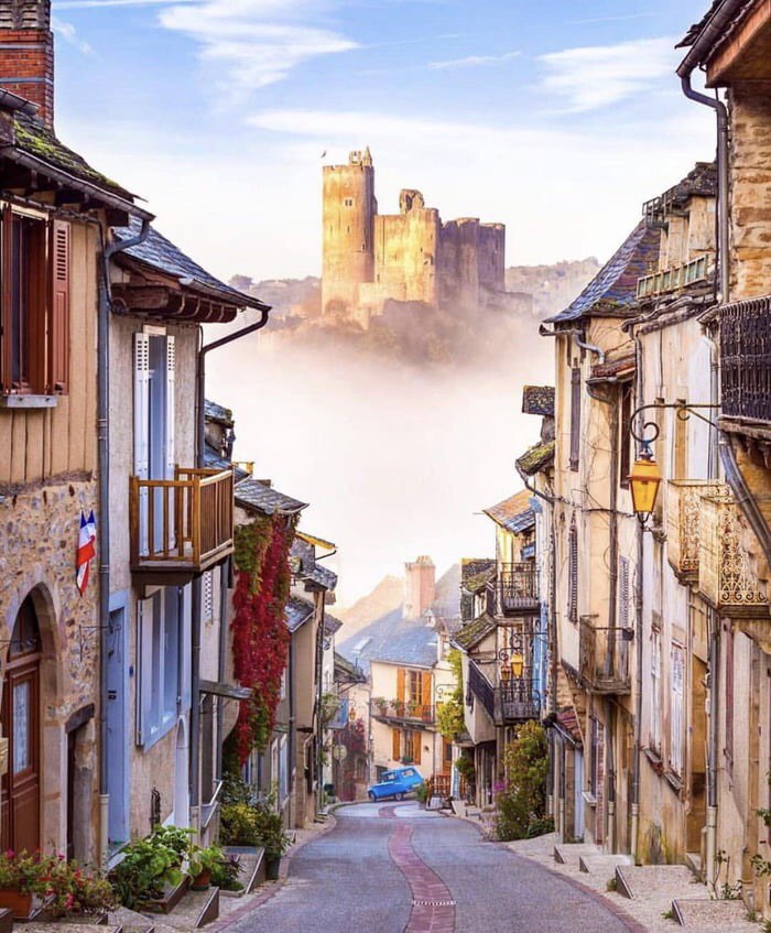 lonely road to lonely castle