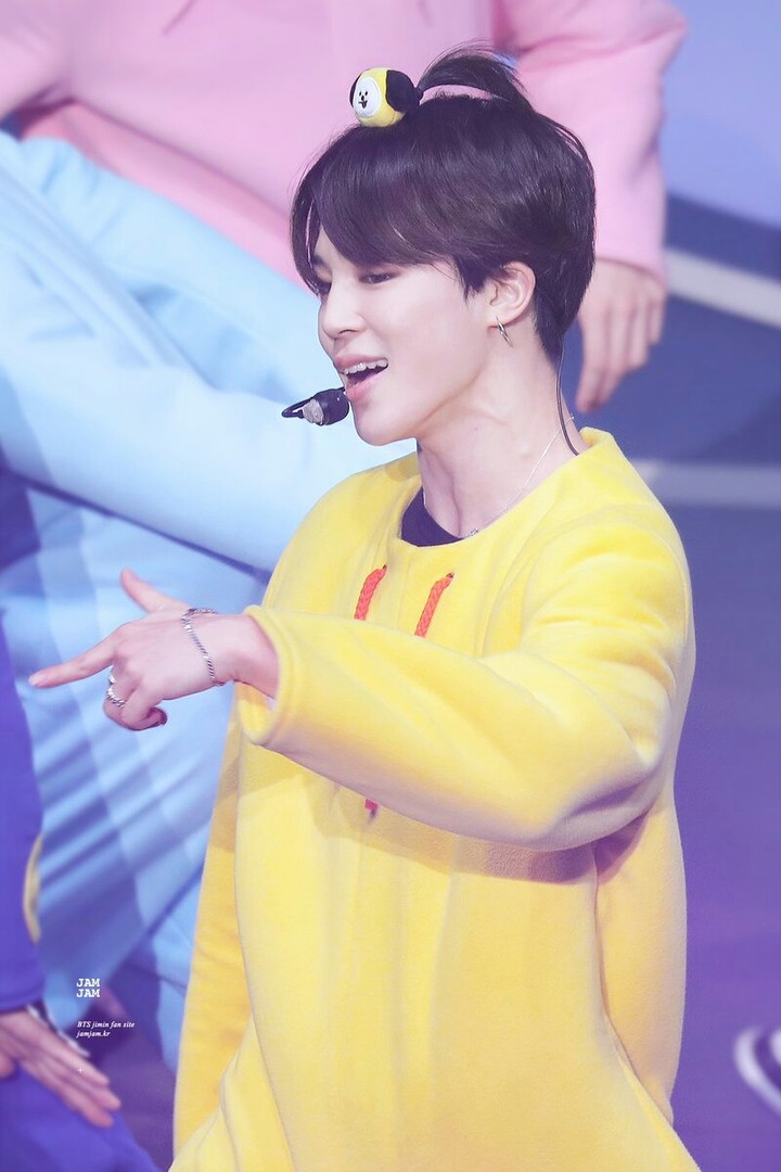 침침