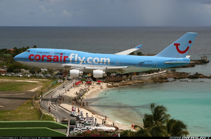 b747
