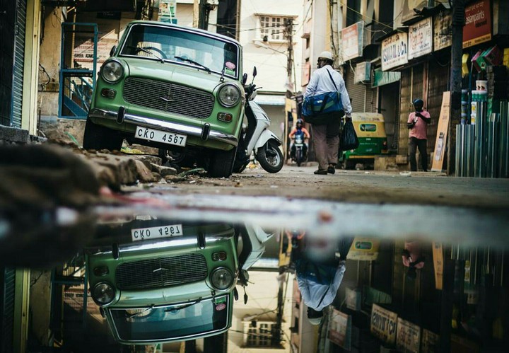 vintage car.... old delhi....