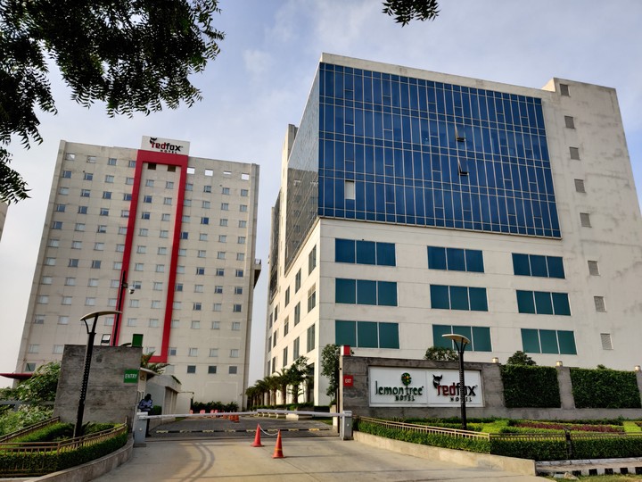 building of Indian Hotel