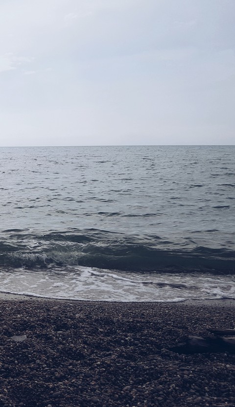 море