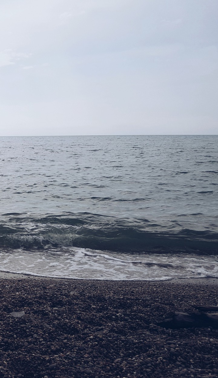 море