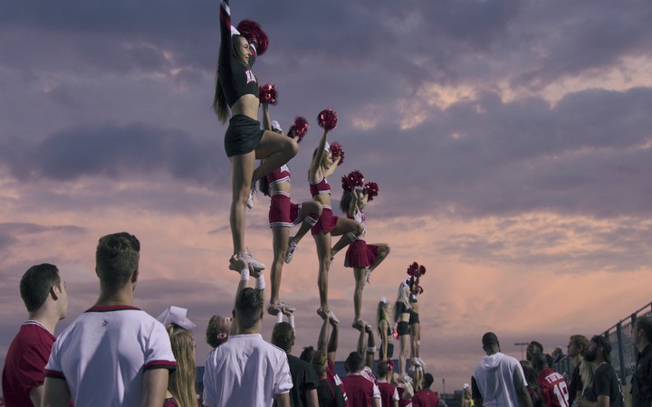 Navarro cheerleaders