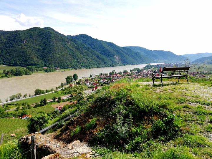 Nice land
