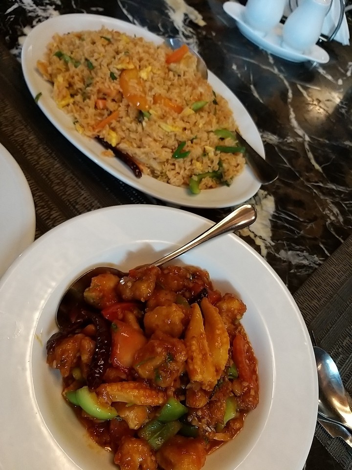 Thai fried rice & chicken sizzle