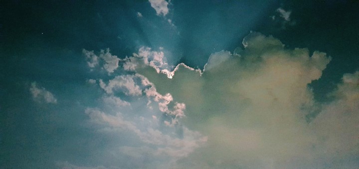 Moon Cloud