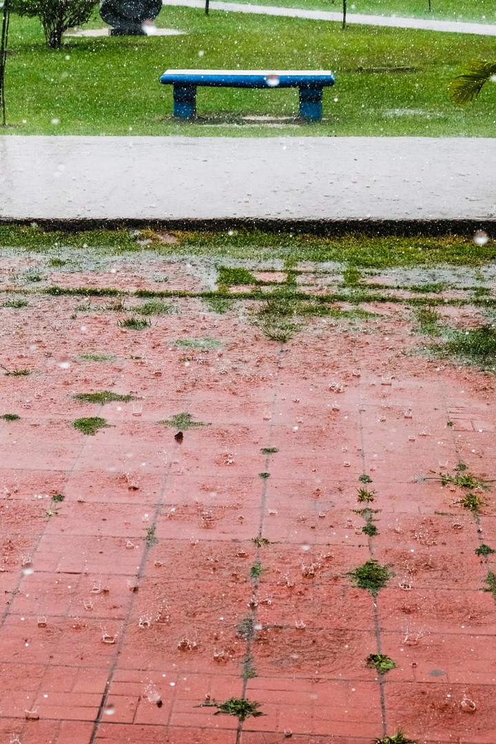I search ur presence in the spaces between raindrops.. ..