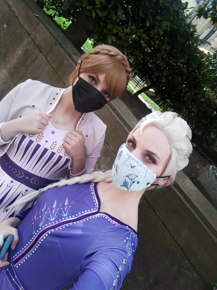 ELSA and ANNA With The Mask