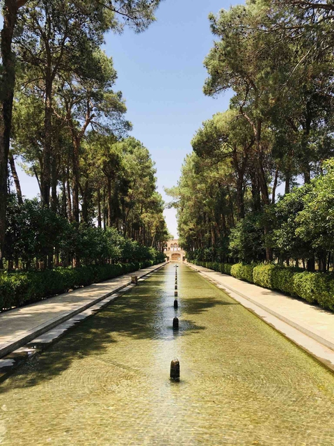 Dolat Abad Garden