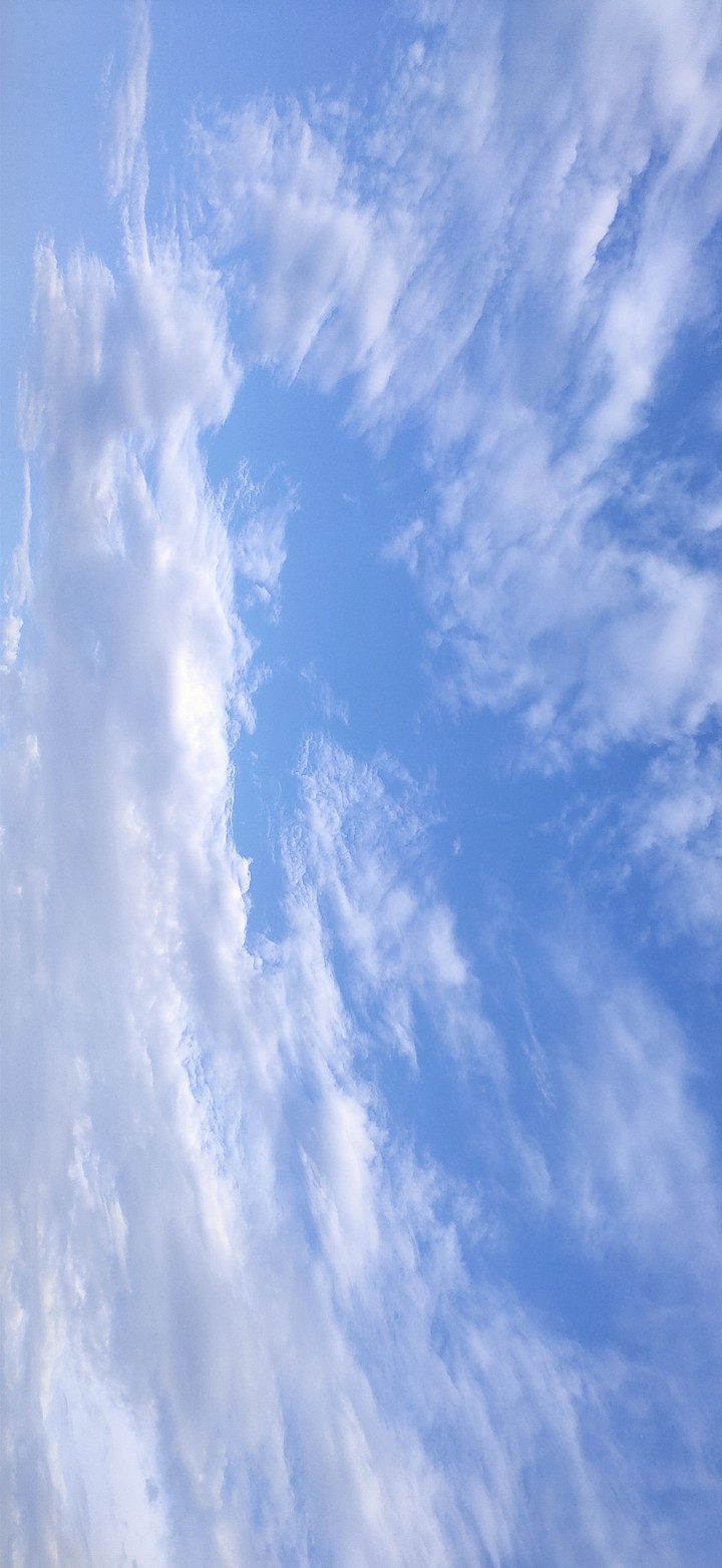 Moving cloud