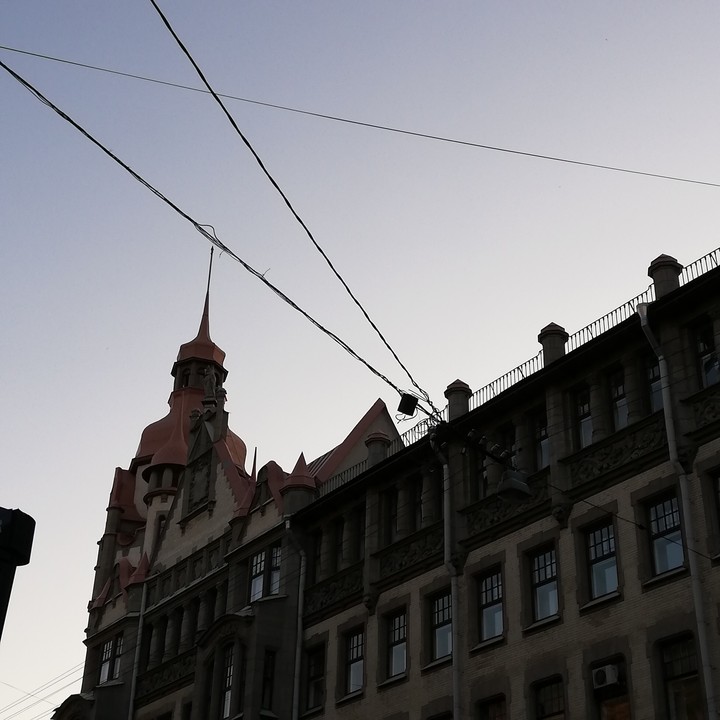 building (Saint Petersburg)
