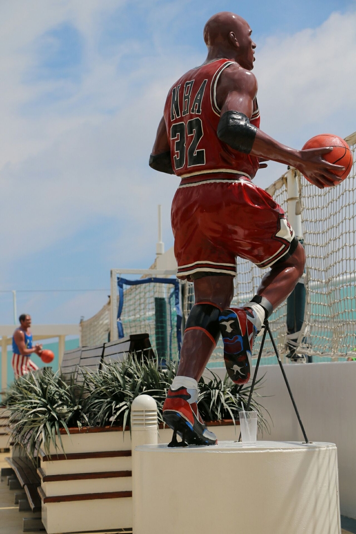 basketballs