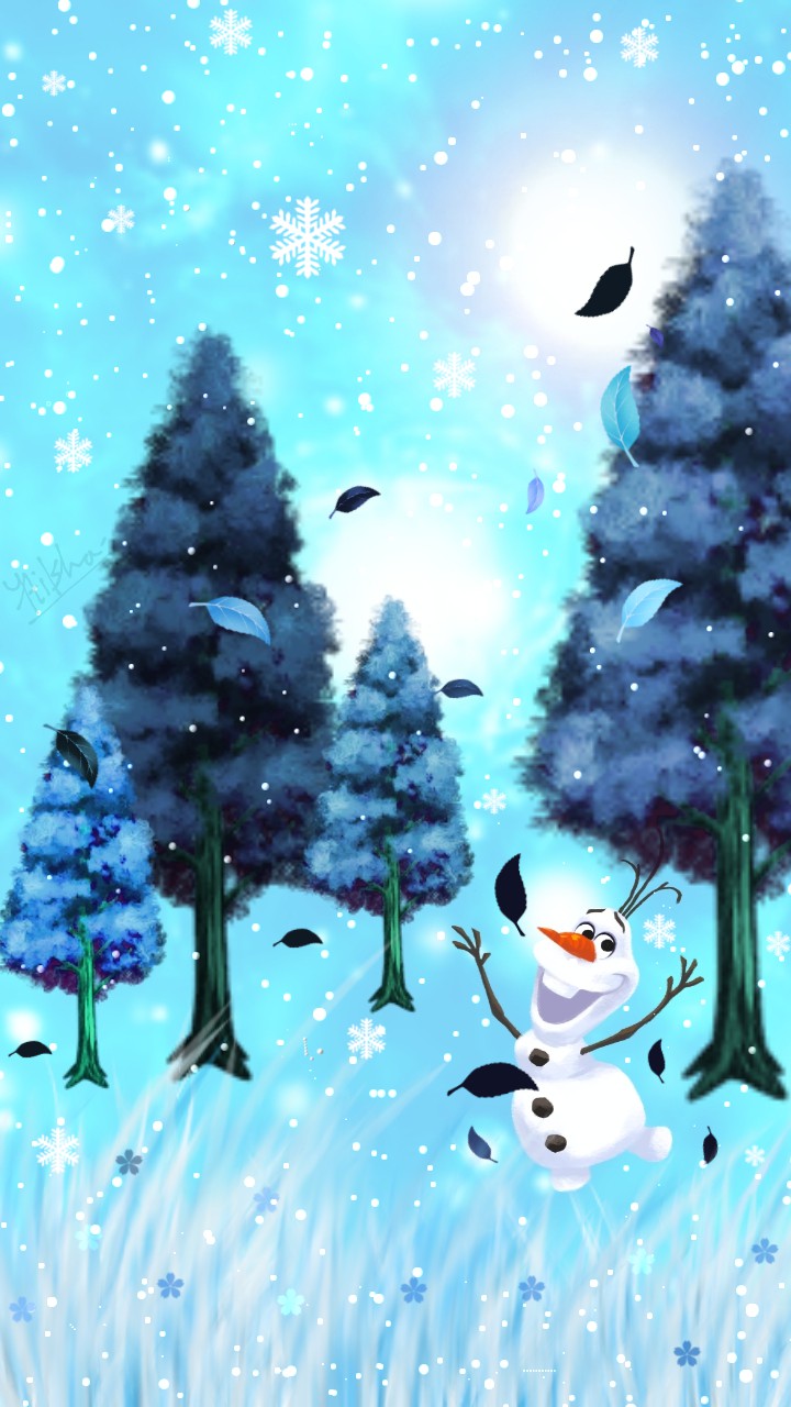 Olaf enjoying autumn in my way...!!!