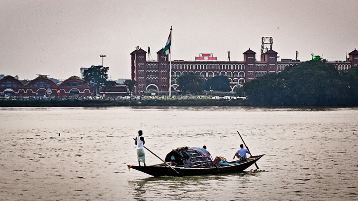 howrah Railway Station