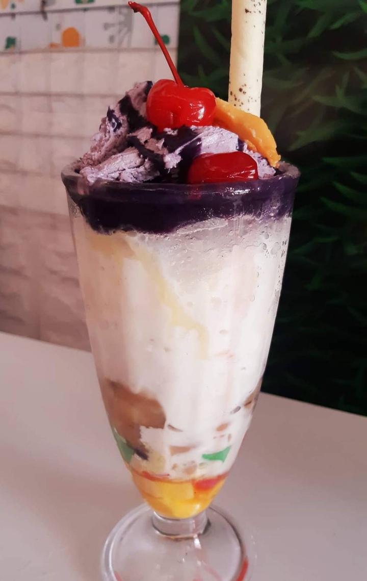 Halo-halo