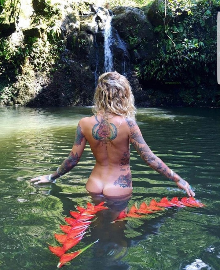 ....