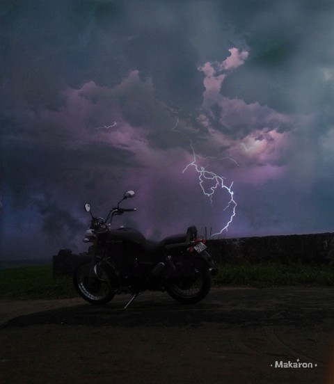 the silent lightning