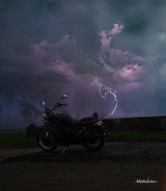 the silent lightning
