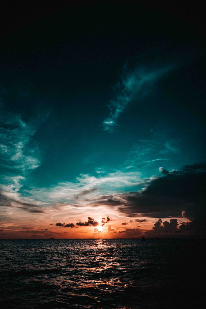 Horizon at sea
