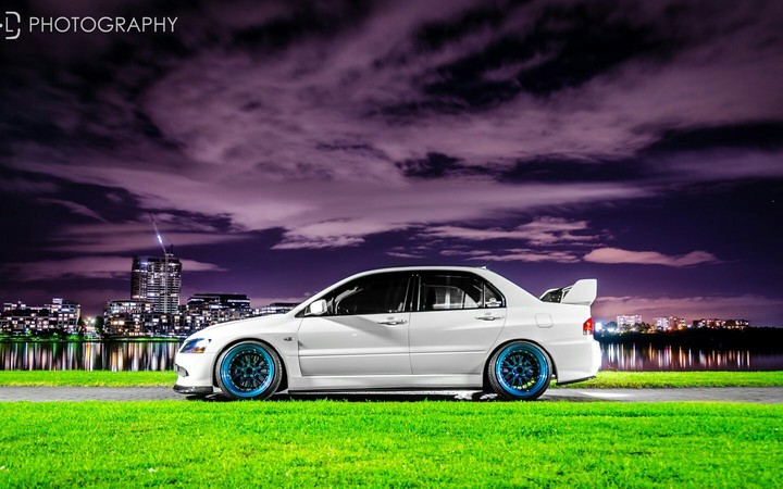 Mitsubishi Lancer Evolution IX
