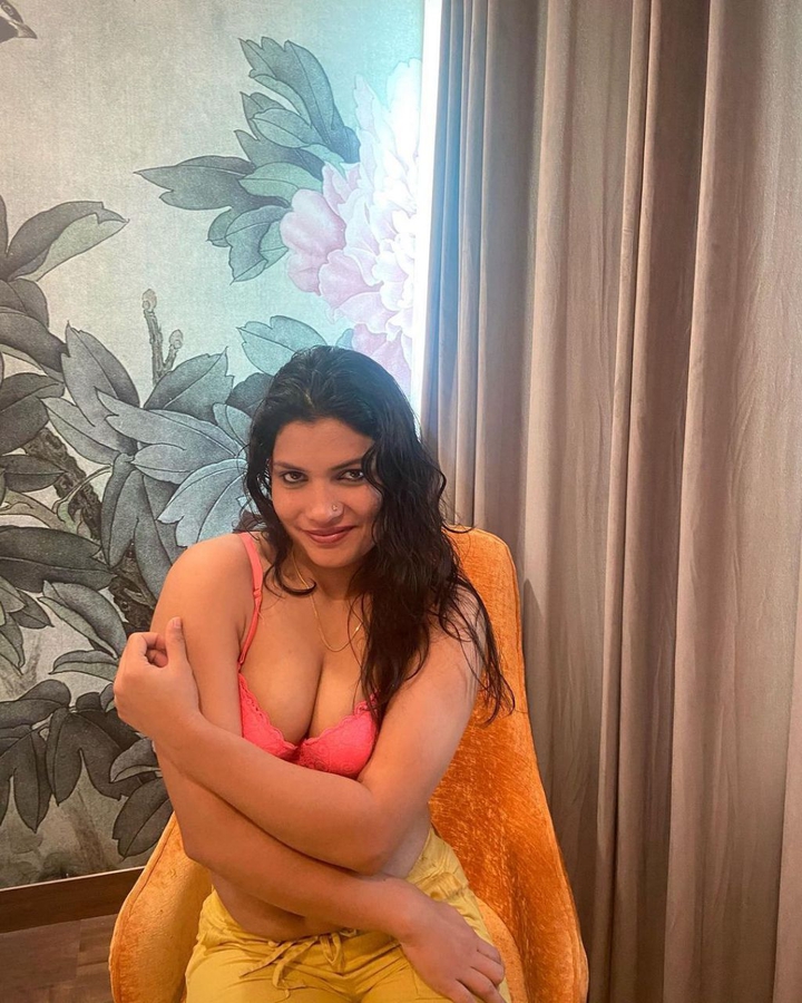 Sexy Indian Model Photoshoot