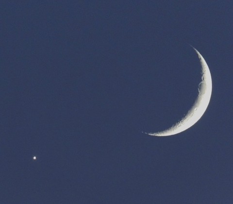 Conjunction of Venus and waxing crescent moon