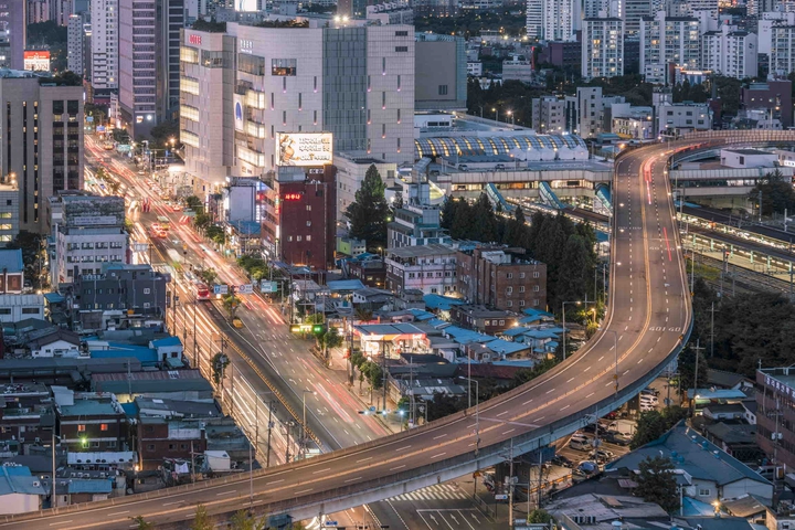 Crosslights of SEOUL