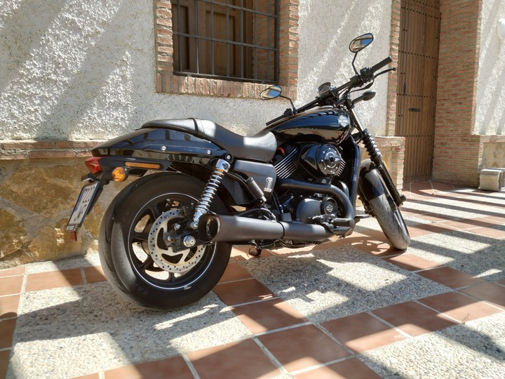 Harley Davidson Street