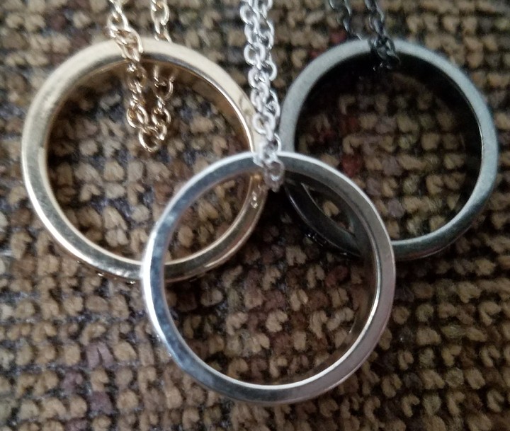 chains