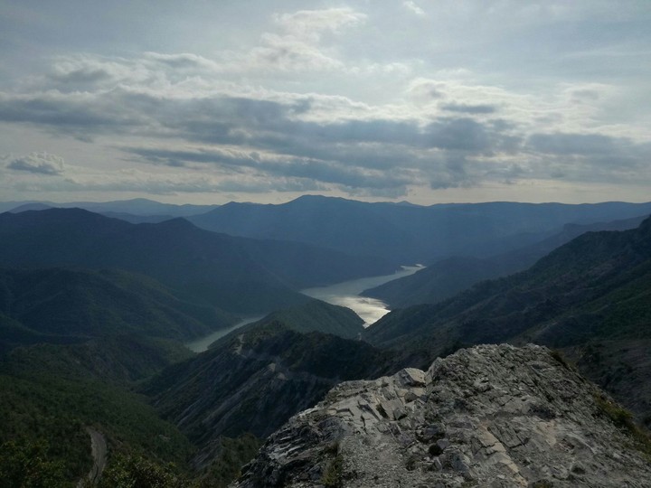mountains & river