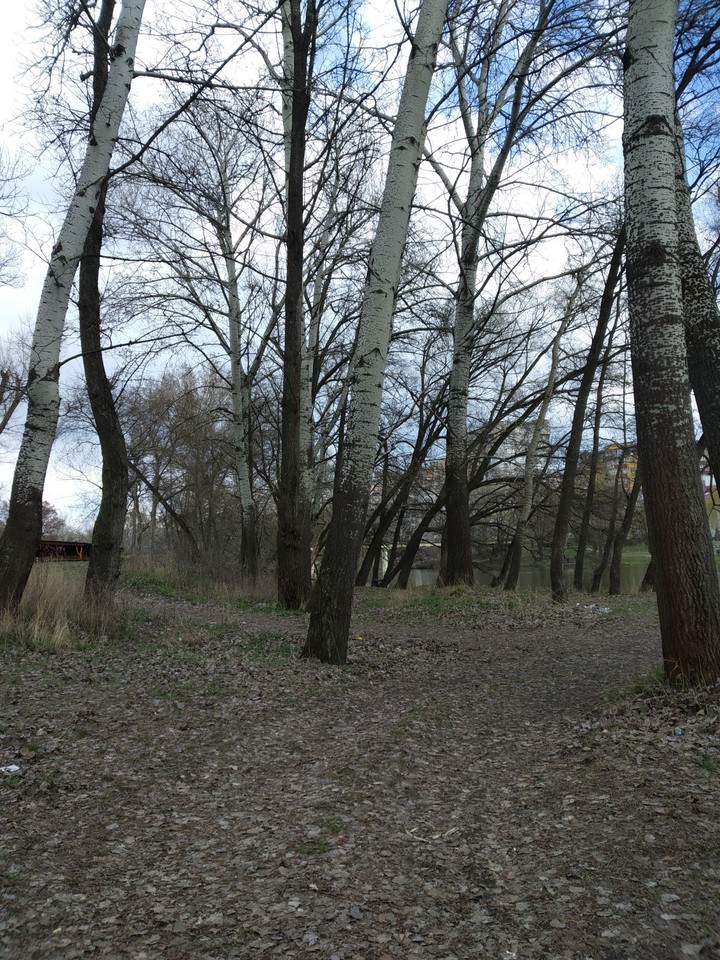 Апрель