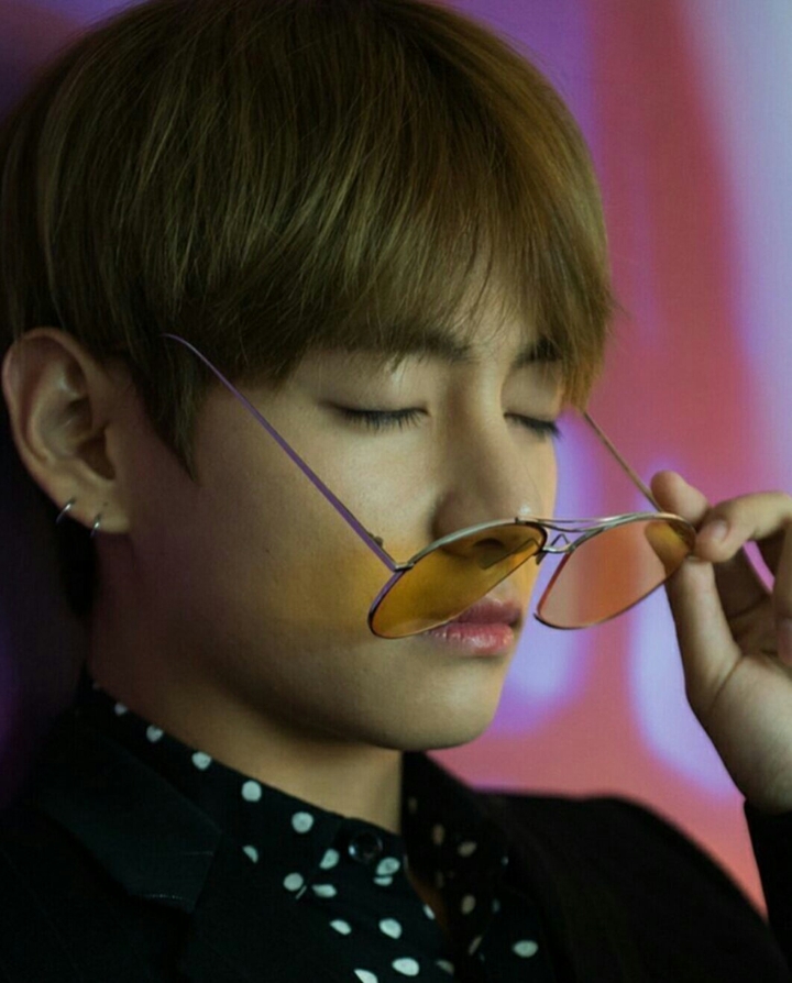 BTS V