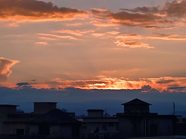 Sun Sets