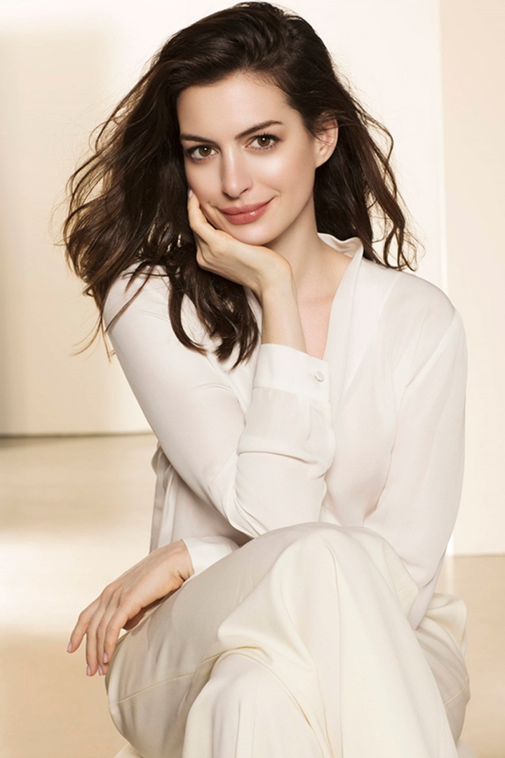 Anne Hathaway