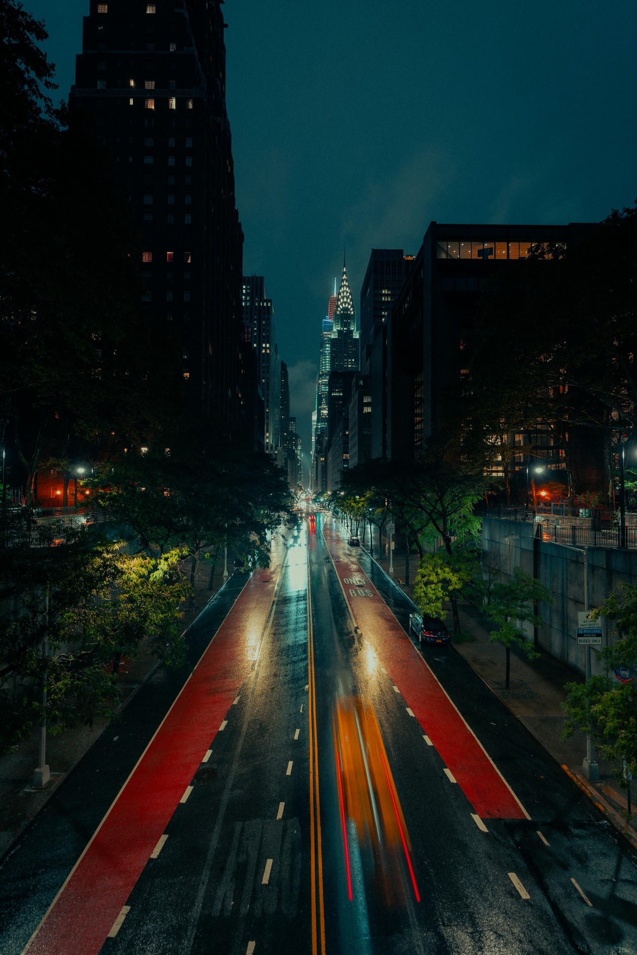 tapety lighting, Thoroughfare
