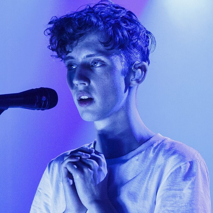 tRoYe