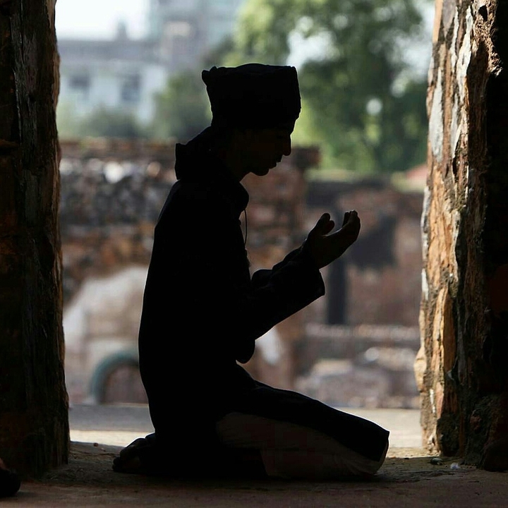 maula mere
