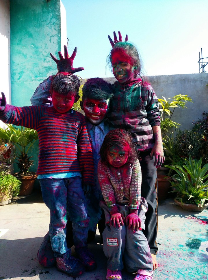 holi celibrate