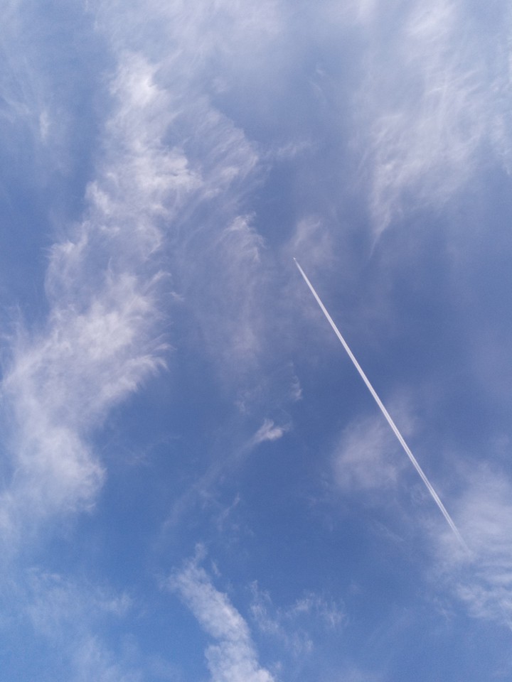 Contrail ✈️
