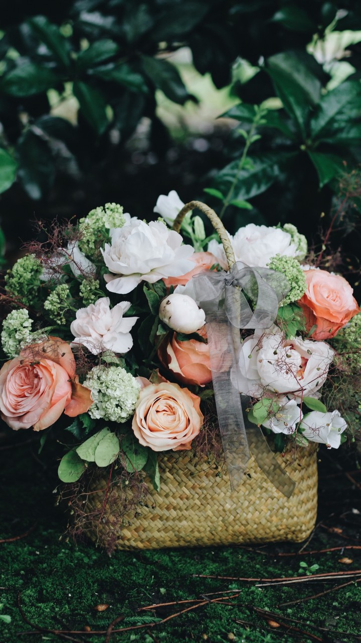 Flowers and roses