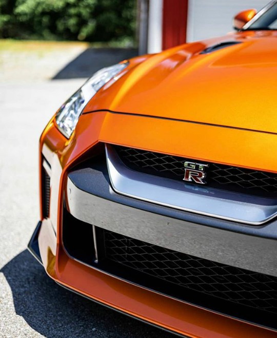 Nissan GTR