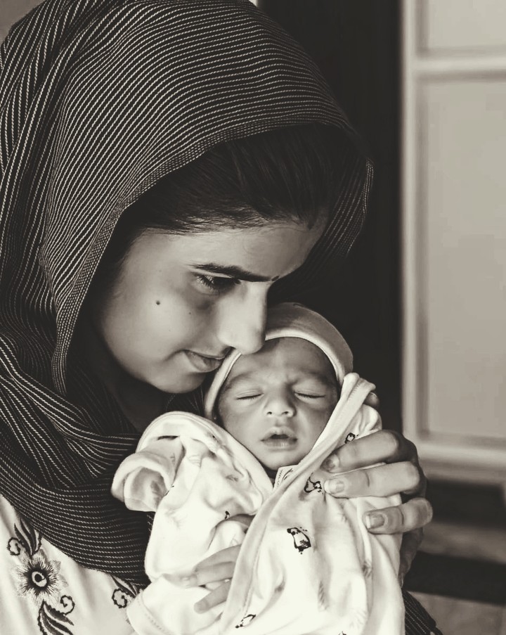 Mother love his son (Chiku Tyagi).