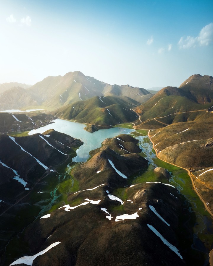 Aerial highland and lake
+ Bahadir Sansarci